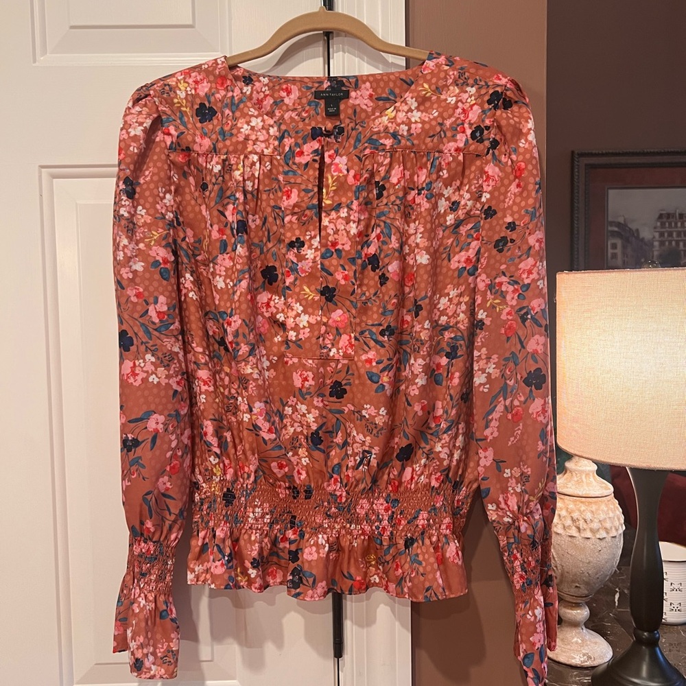 Ann Taylor Floral Blouse Size L